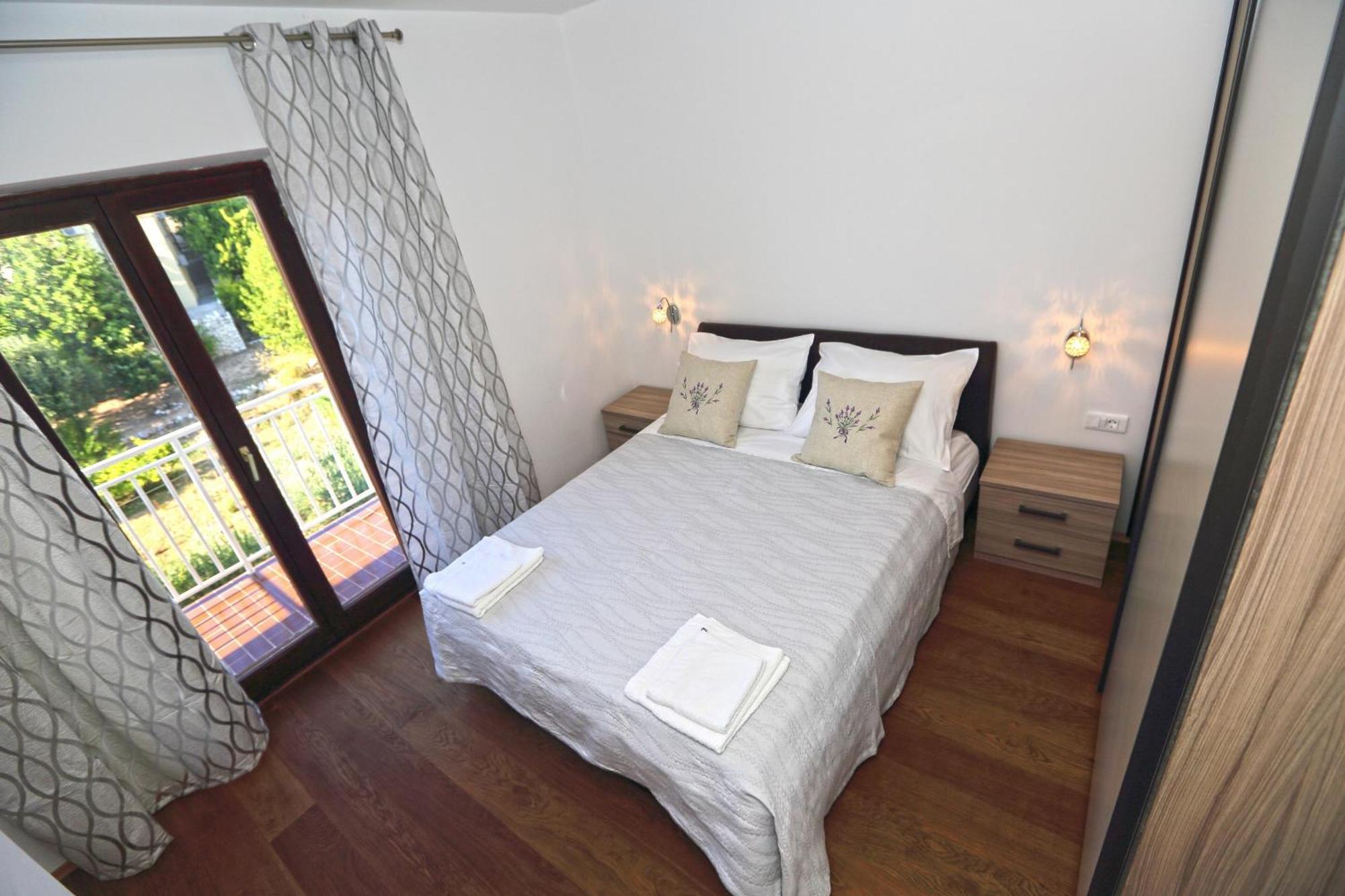 Apartments Grgo Χβαρ Εξωτερικό φωτογραφία