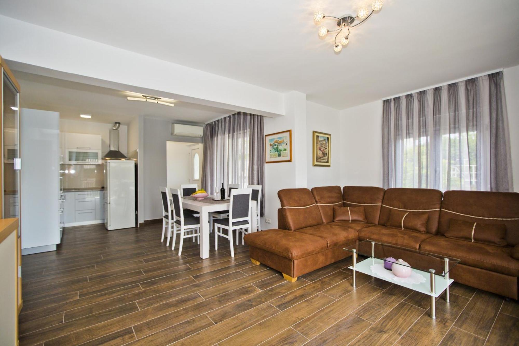 Apartments Grgo Χβαρ Εξωτερικό φωτογραφία