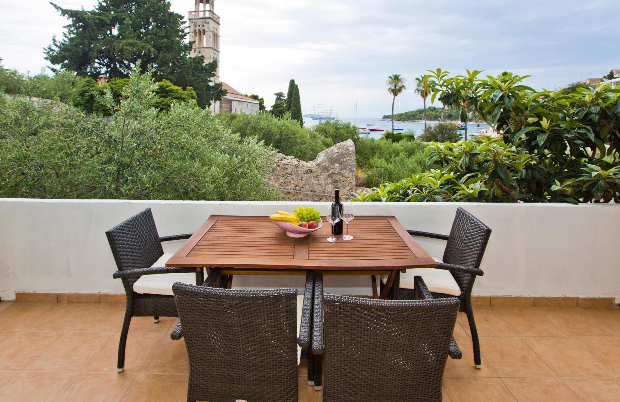 Apartments Grgo Χβαρ Εξωτερικό φωτογραφία